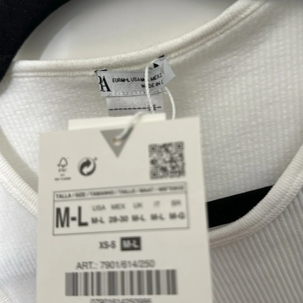 ZARA RHINESTONE HEM CROP TOP CONTOUR TANK - Picture 3 of 5